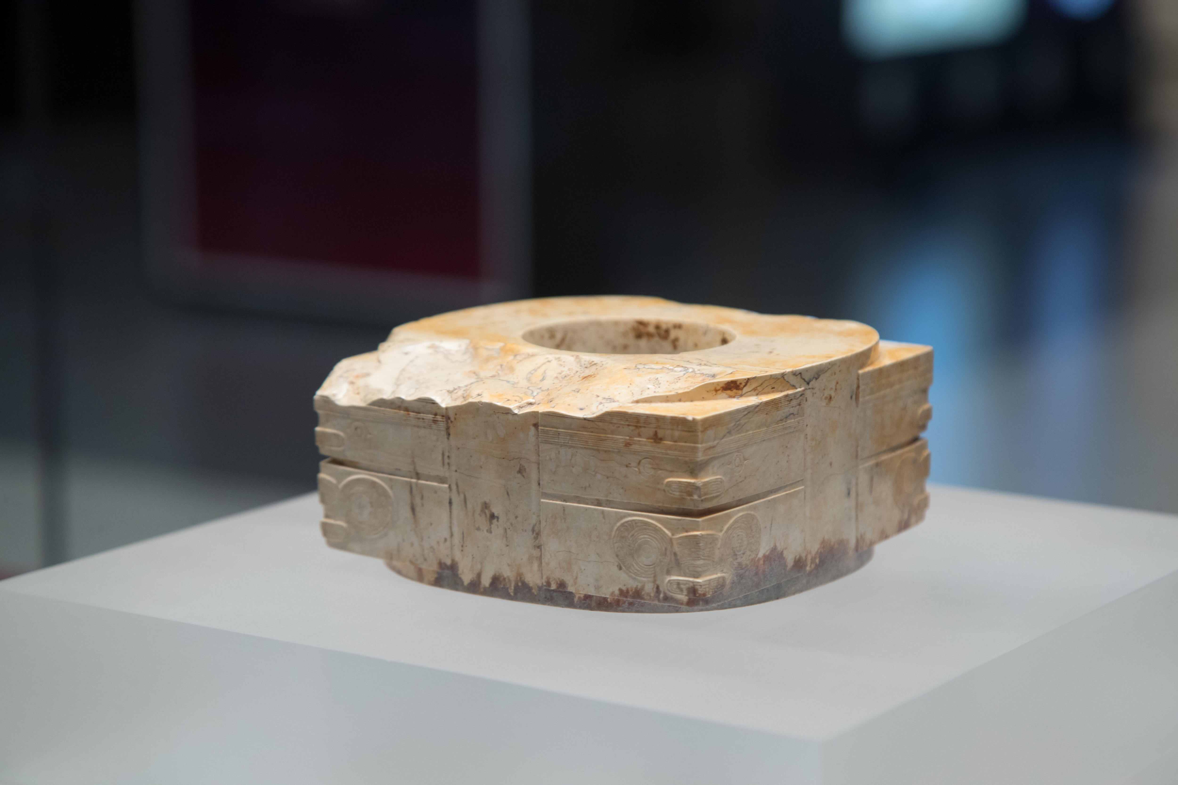 探秘良渚丨玉琮是怎样制成的