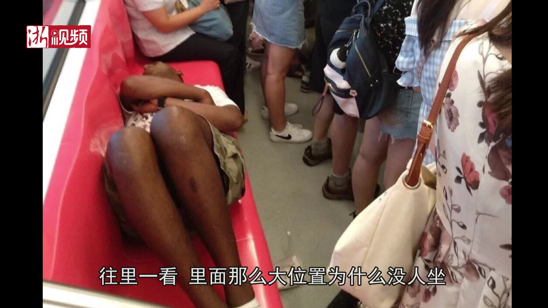 老师脱鞋脱袜子脱内衣_上课脱鞋脱袜子的女生